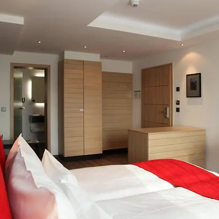 Arthotel Kiebitzberg Hotel 4*