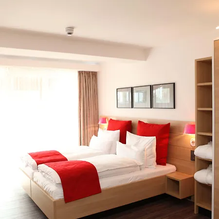 Hotel Arthotel Kiebitzberg 4*