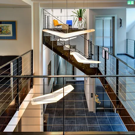 基彼兹贝格艺术酒店 4*