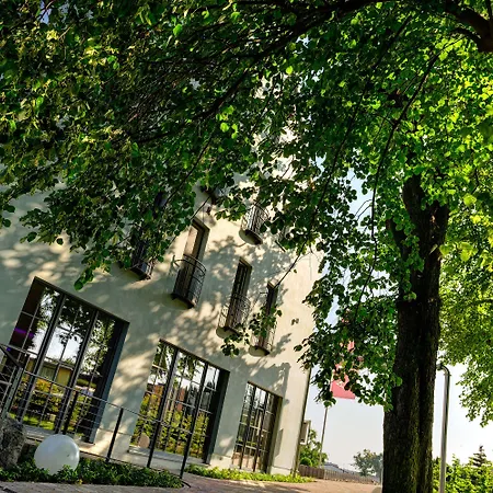 基彼兹贝格艺术酒店 4*