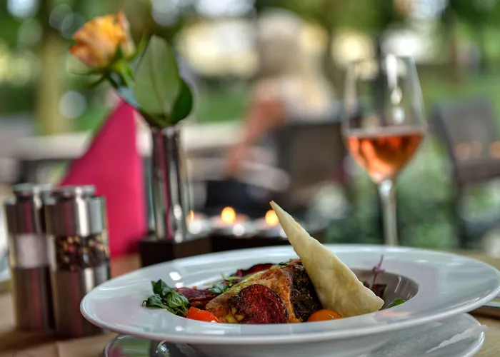 Отель Arthotel Kiebitzberg 4*